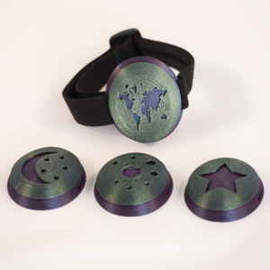 Brazalete Escudo Morado Espacial - Fornitura Verde Espacial