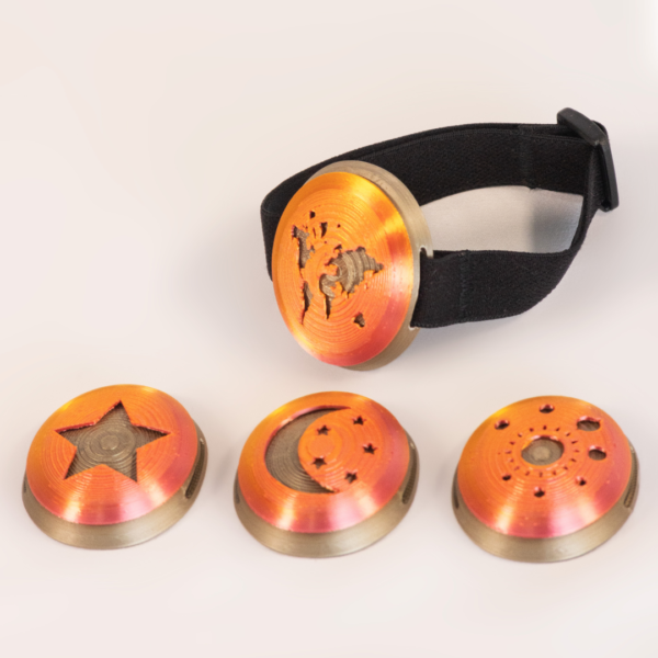 Brazalete Escudo Dorado - Fornitura Naranja Metalizado