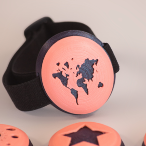 Brazalete Escudo Gris - fornitura Tierra Verde Galaxy - FotoWebProducto (1)